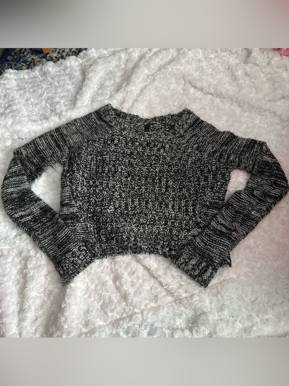 Full Tilt Marled Black & White Crewneck Cropped Sweater